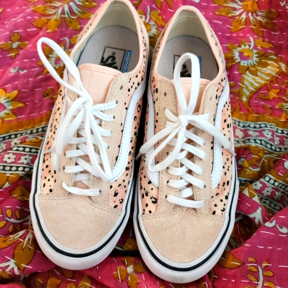 Vans Cheetah print 8.5